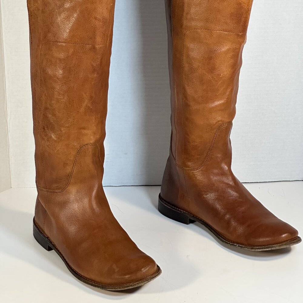 Women's size 7.5 Frye Boots {Paige}